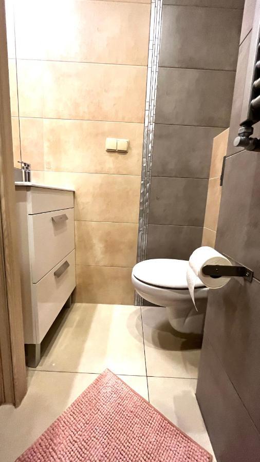 Single Studio In City Center คราคูฟ ภายนอก รูปภาพ